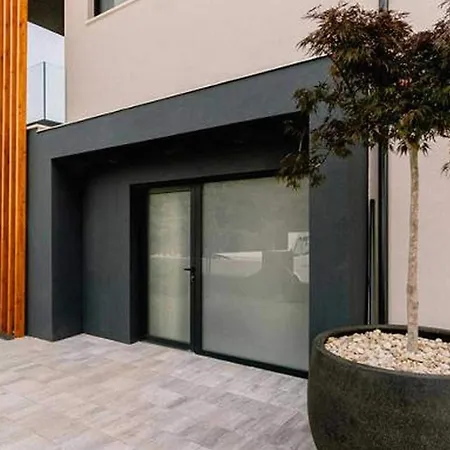 Four Bedroom With Pool Villa *