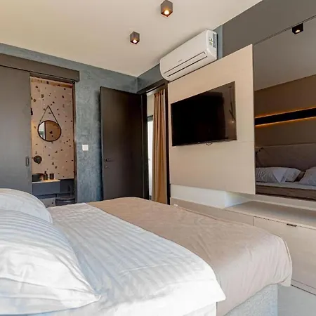 Four Bedroom With Pool Villa